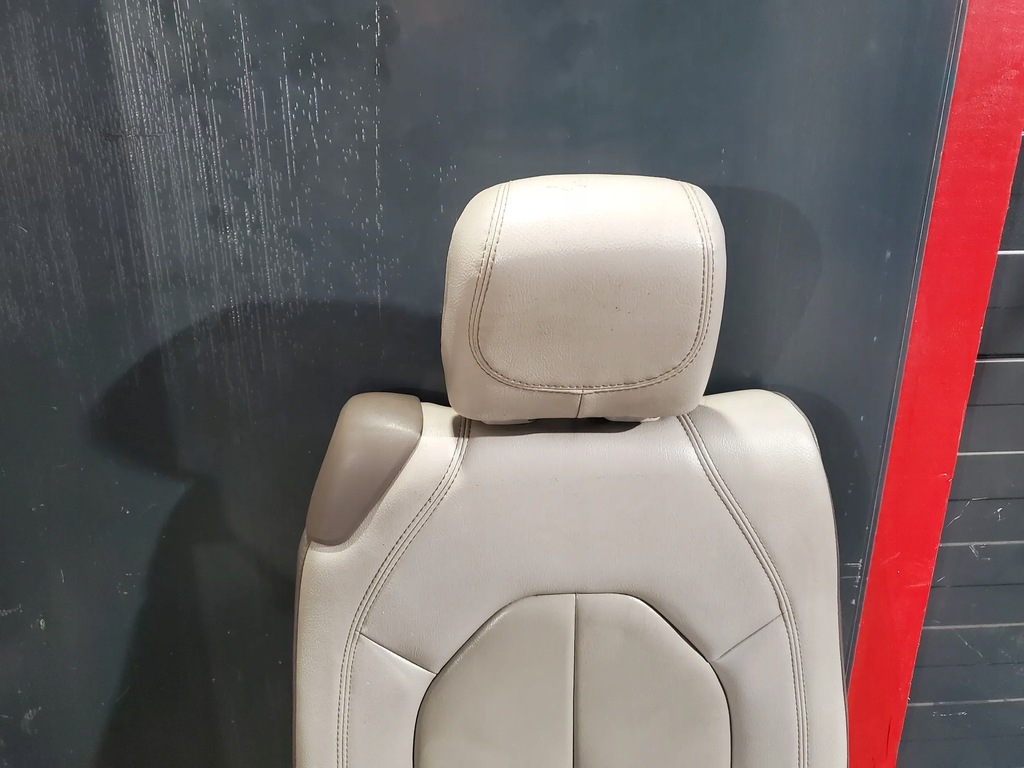 фото №7, Chrysler pacifica 2017 задня сторона права сидіння, сидіння