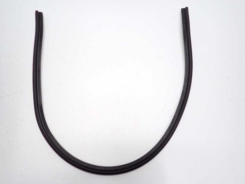 Купити Прокладка гумовий елемент жабо капот відсік оригінал fiat tipo 2 17r