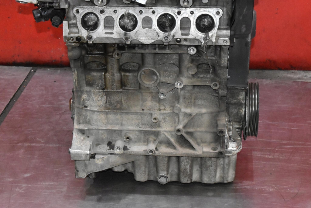 Двигун стійку  бензиновий blr seat altea 2.0 fsi 150 km 04-09 стиснення Доставка