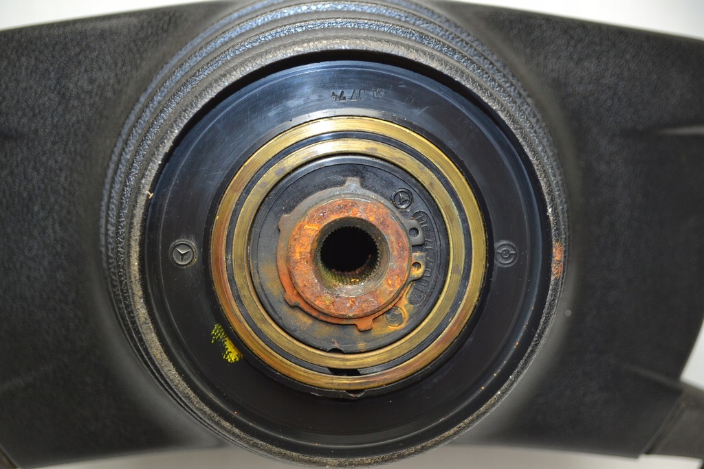 фото №15, Mercedes w116 w115 w123 r107 воздуховод колесо поворот.