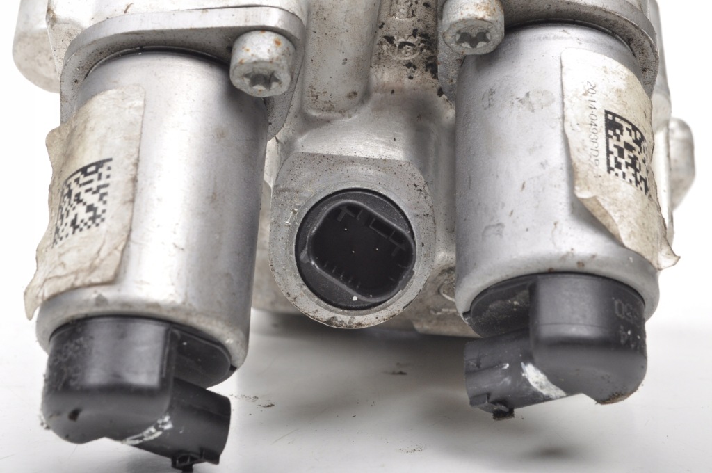 Rolls-royce wraith rr5 насос подвеска 10641010 с Разборки