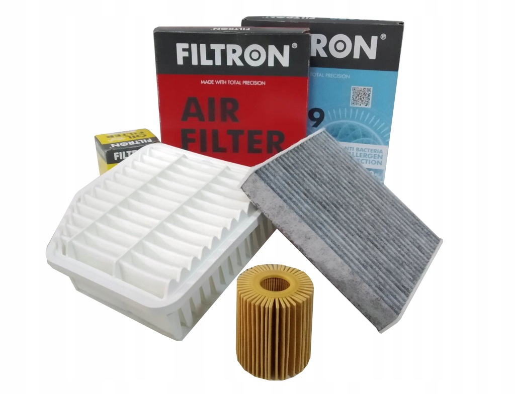 фото №1, Lexus is 220 2.2 d-4d дизель 05-13 фильтры набор