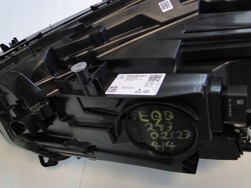 фото №13, Mercedes eqb x243 243 лампа передня права led