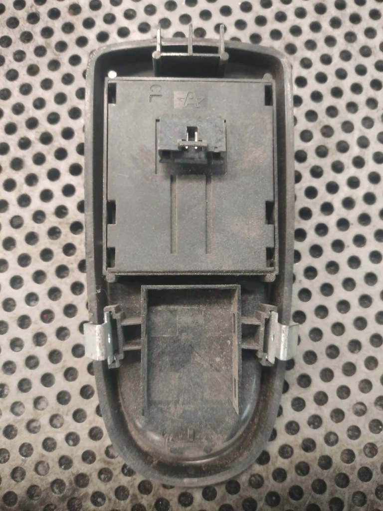 фото №2, Панель вікон лівий iveco 2013