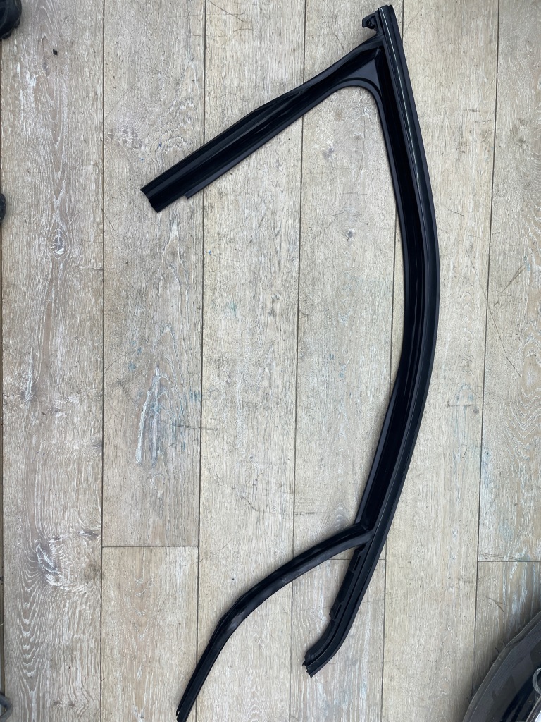 фото №1, Молдинг прокладка двері fiat правий перед 52144808