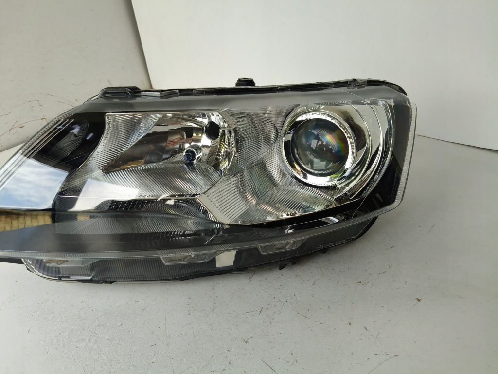 фото №2, Лампа левая фара skoda rapid 5ja 12- ксенон