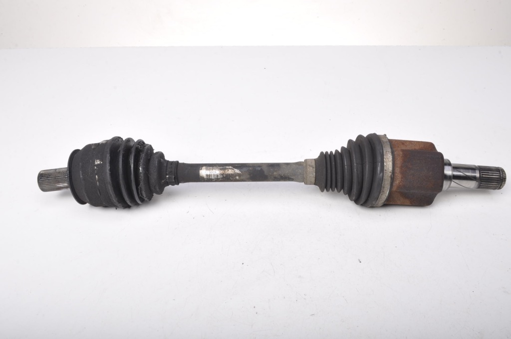 Купити Volvo s60 v60 v70 s80 d4 t4 привідний вал ліва 31325116