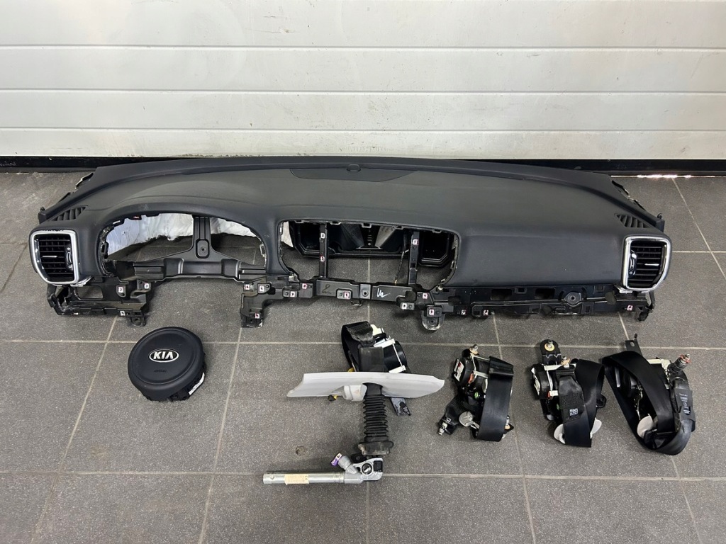 фото №1, Kia sportage iv lift панель приладів консоль подушка безпеки ремені оригінал демонтаж подушки безпеки