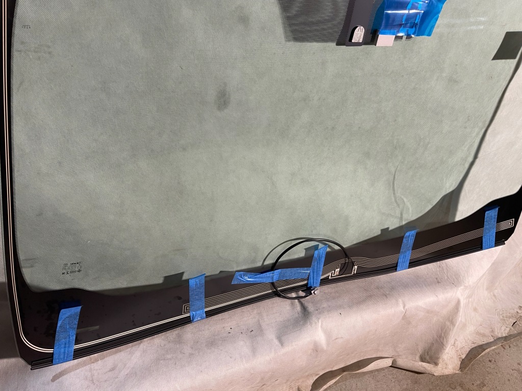 Скло передня lexus ux za10 suv датчик підігрів acoustic hud po 2019- Недорого