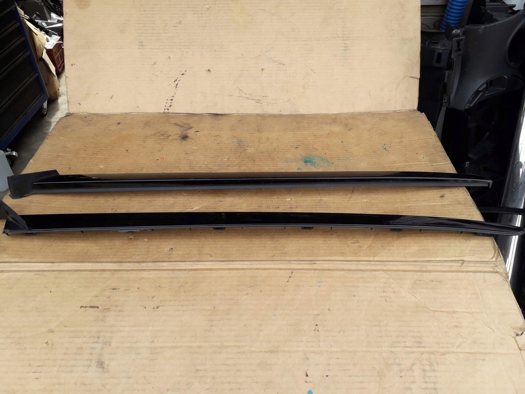 фото №1, Молдинг підвіконна скло передньої peugeot 3008 ii