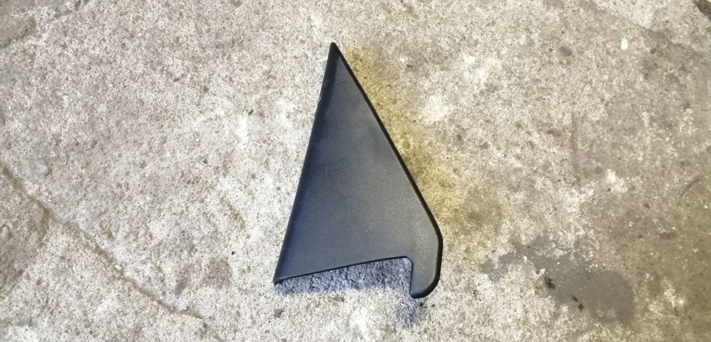 фото №1, Mazda 2 07-14 заглушка защита дверь правый задняя