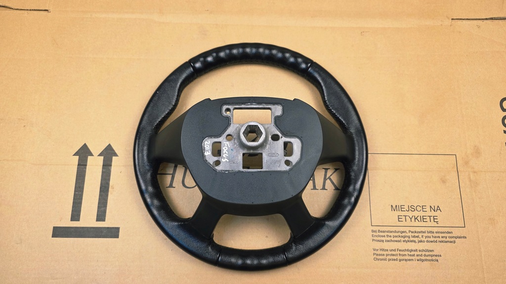 фото №10, Focus mk3 10-14 r kuga mk2 12-16 c-max 2 przedlift воздуховод кожа ładna !