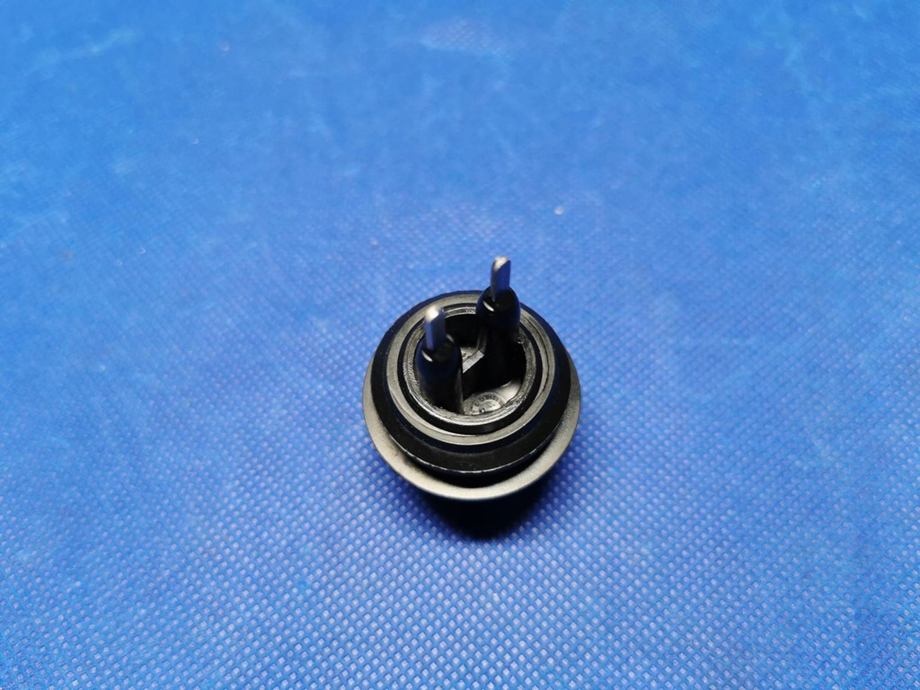 фото №8, Датчик уровня жидкость омывателя оригинал audi a3 8y 7m0919376