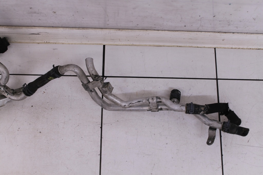 фото №2, Audi r8 ii 16- 5.2 fsi v10 провода радиатор wody