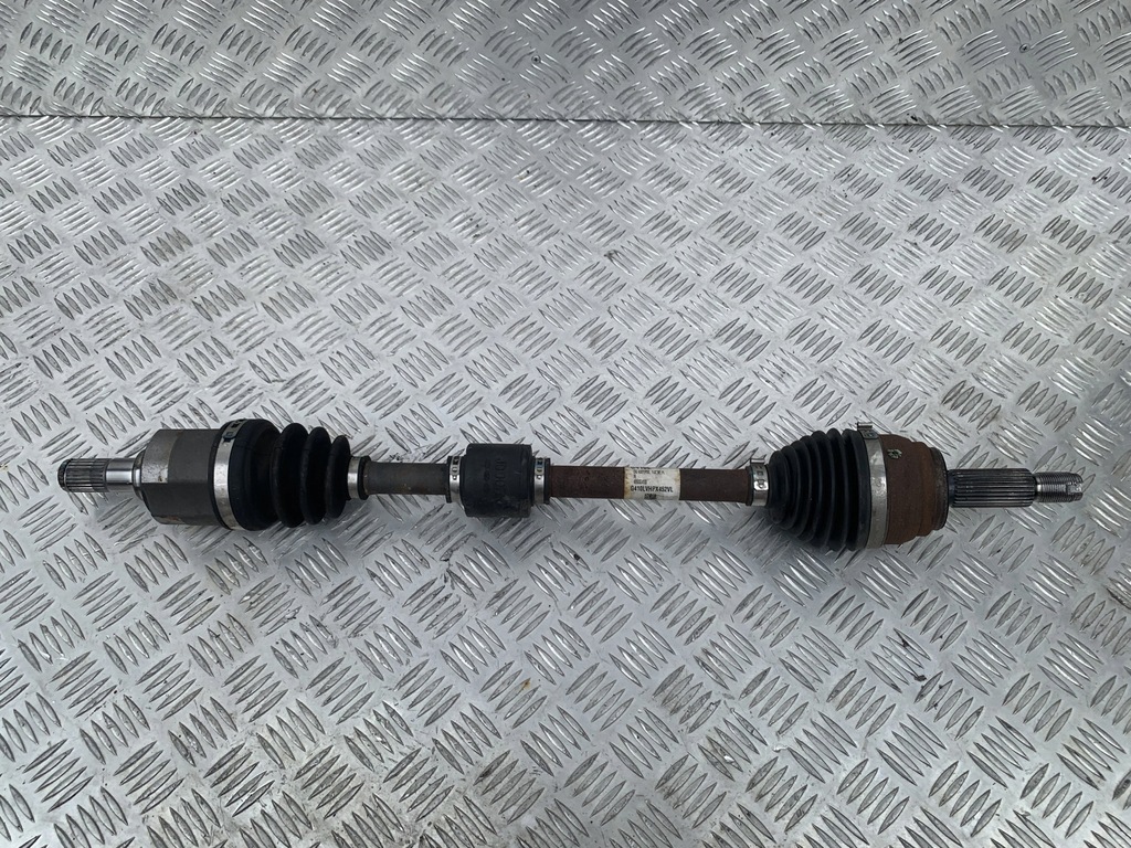 фото №1, Приводной вал левая короткий kia ceed iii kombi lift 21-