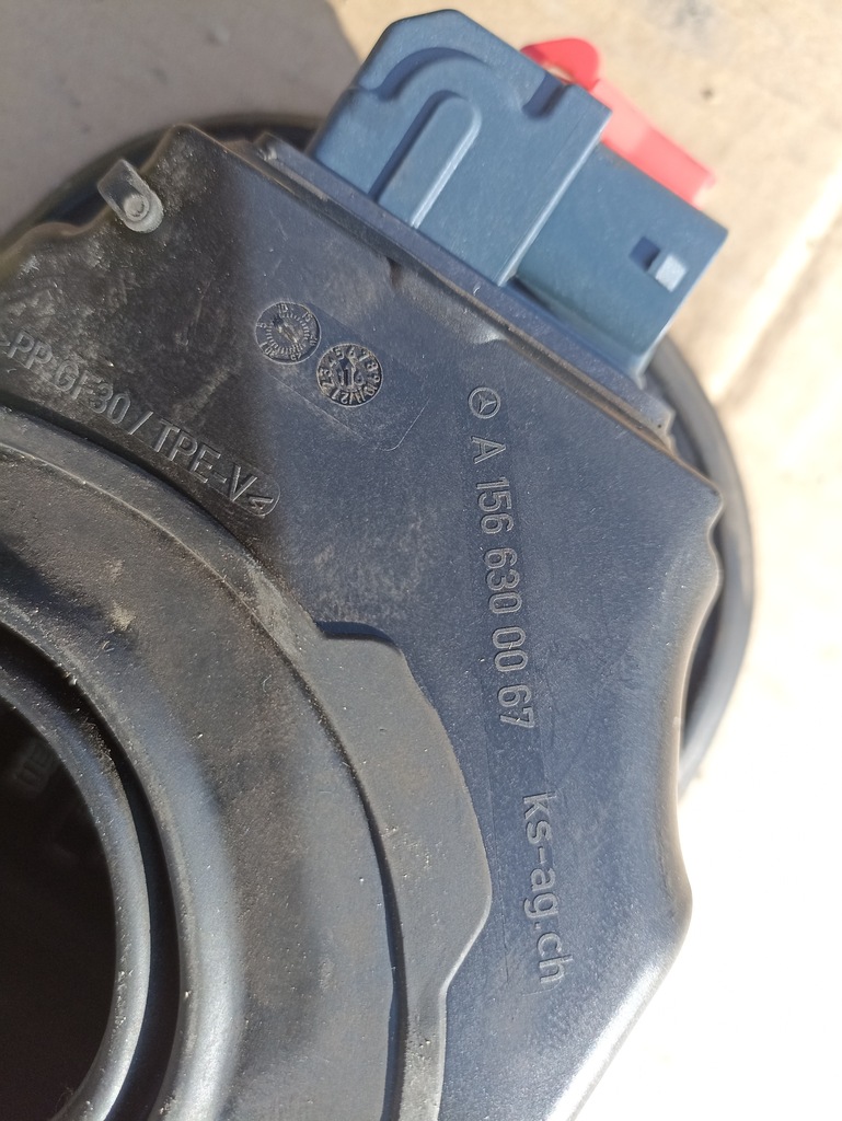 фото №8, Кришка заливної пального комплектна 191 mercedes w156 x156 gla