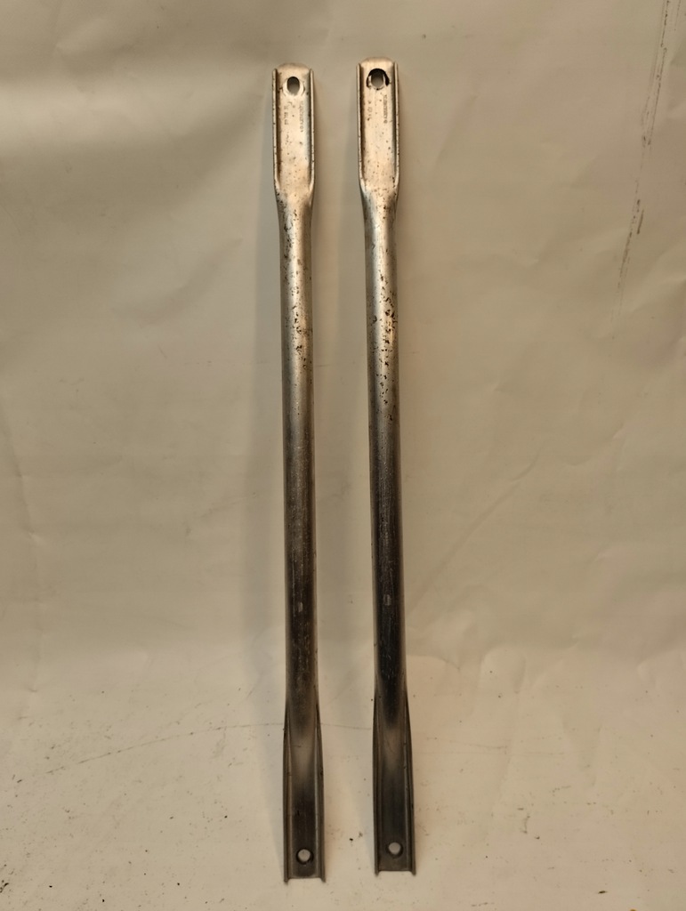 фото №1, Mercedes w205 кронштейн распорка