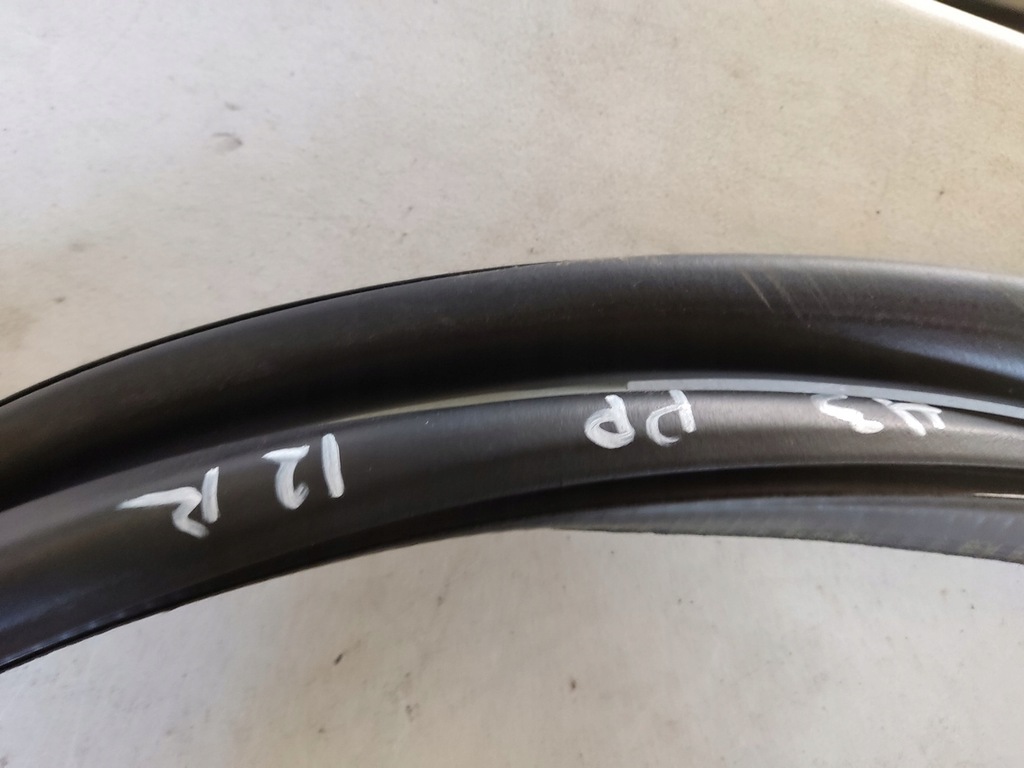 фото №6, Audi a3 lift прокладка дверь правый перед