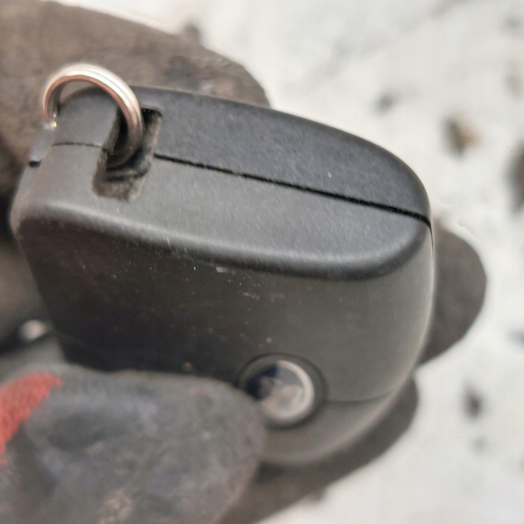 фото №6, Ford kuga i 1 ручка левая перед замок + ключ