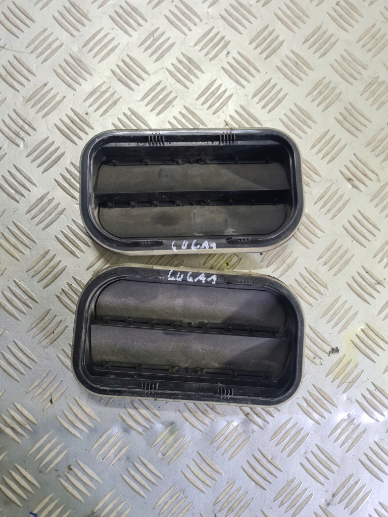 фото №1, Решётка декомпрессионная ford kuga mk1