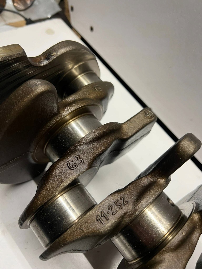 050 105 189 b wał колінчастий 2.0 tfsi audi tt tts mk2 2011 в Україні