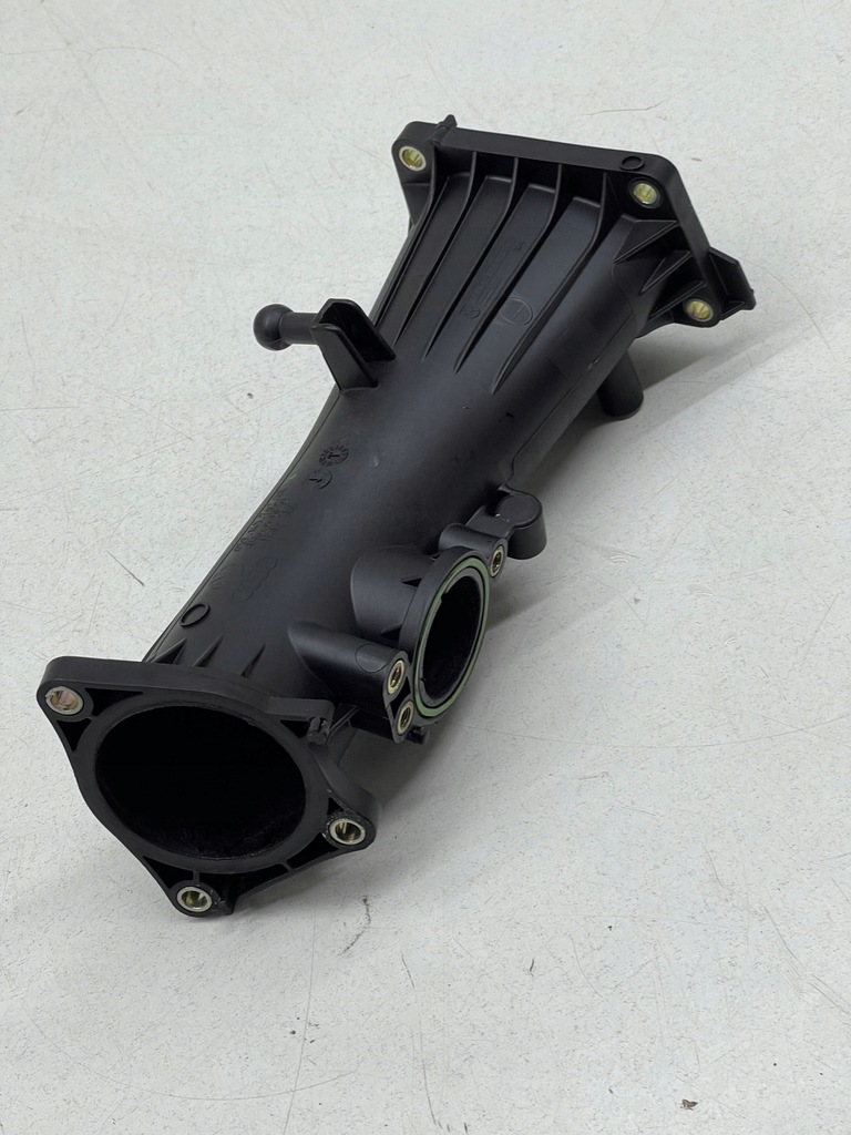 фото №8, Audi a7 a6 c7 3.0 tdi шланг труба wąż воздухозаборник воздуха коллектор