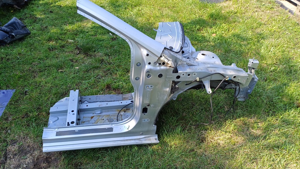 фото №1, Renault megane iv лонжерон блок двигателя подкрылок правый