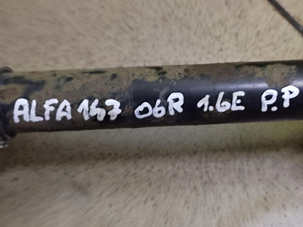 Alfa romeo 147 1.6 приводной вал правый  перед в Украине