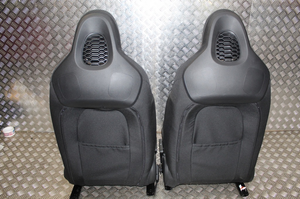 фото №13, Mini f54 jcw clubman обивка сиденья заднее сиденье alcantara