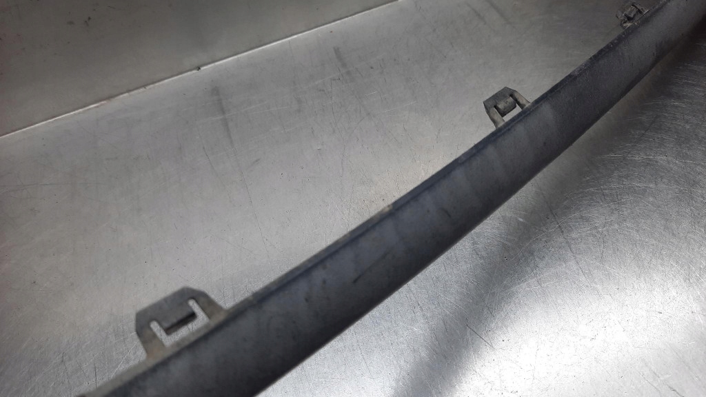 фото №9, Молдинг бампера средняя 9484223 volvo v70 ii 00-04r