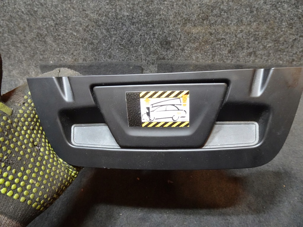 фото №1, Ford tourneo courier кронштейн панели et76-r04444-ae