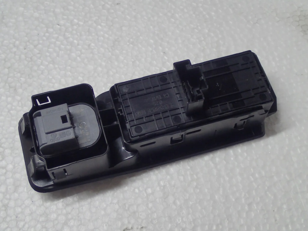 фото №6, Vw t-roc панель кнопки открывания стекло i reg. зеркал 5g0959857e