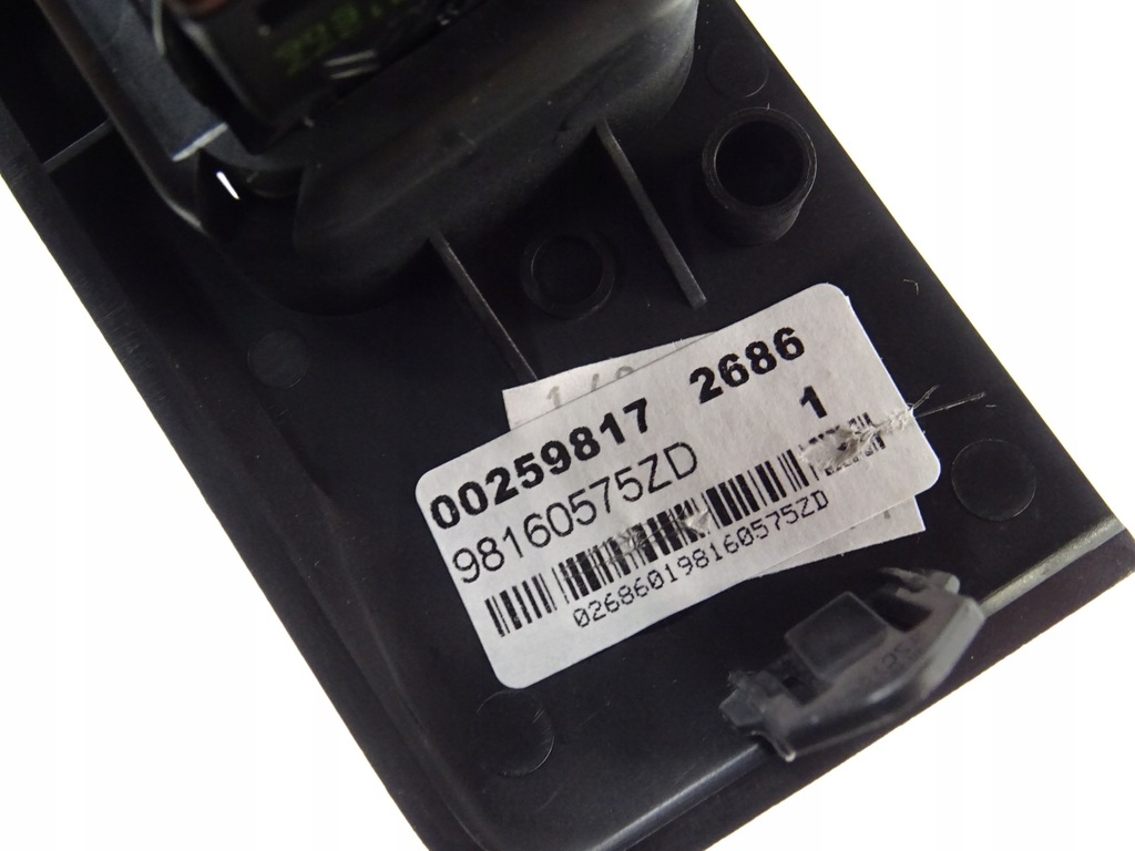 фото №8, Toyota proace ii панель перемикачів роз'єм 12v джек aux подушка безпеки 98160575zd