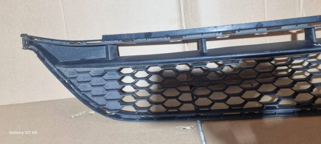 Решітка середня бампера mercedes-benz a w177 amg Київ