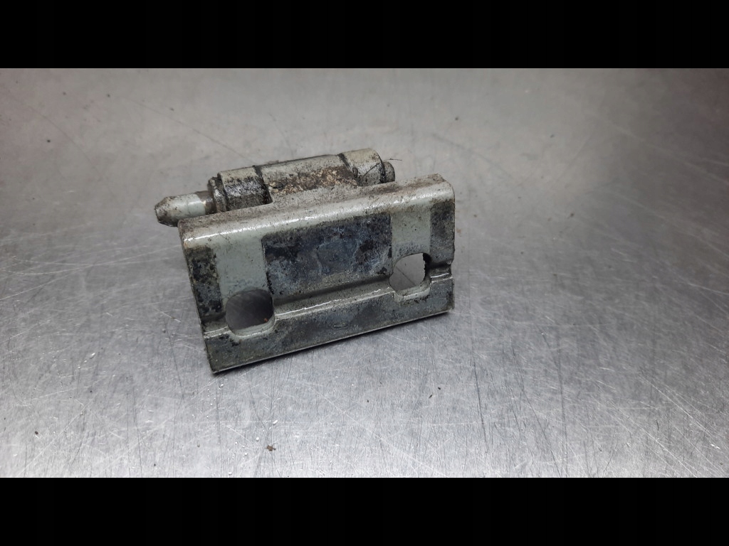 фото №3, Петля дверь левый volvo s60 v70 ii