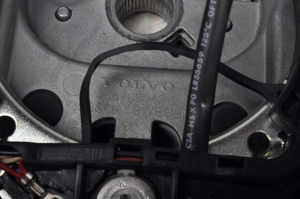 фото №10, Volvo s60 i воздуховод кожаный 30741684