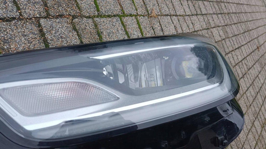 Лампа передня ліва chrysler pacifica lift 2021-... в Україні