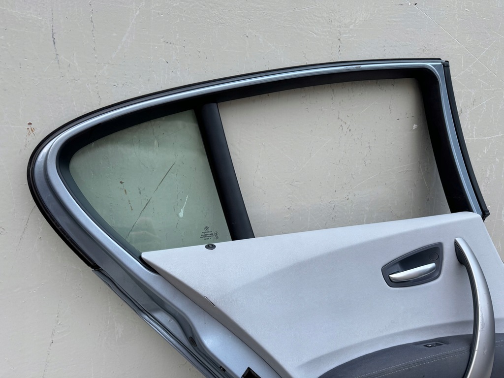 фото №15, Bmw 1 1 e87 e81 04-11r дверь левая задние левый задняя