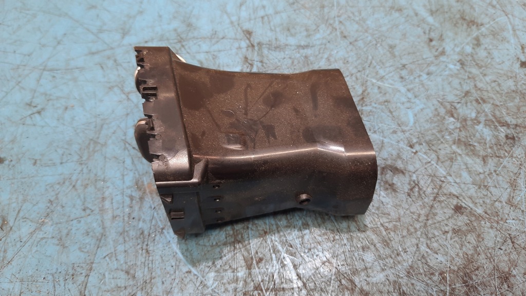 фото №4, Решітка обдув ліва volvo v60 s60 10-18r