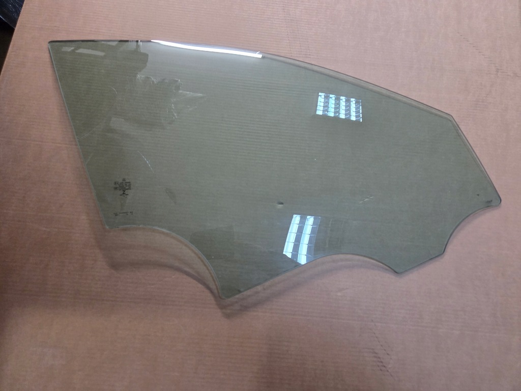 фото №1, Скло двері правий перед mercedes w205 16r