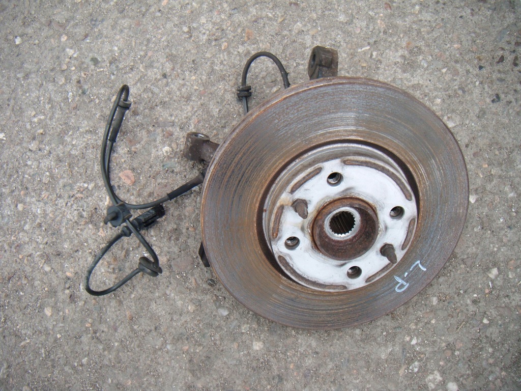 фото №1, Lancia musa 04-12 1.4 поворотный кулак ступица левый перед