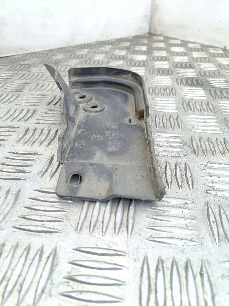 фото №2, Opel signum 2006 бризковики задні