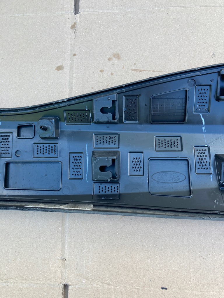 фото №10, Ford mustang mach-e молдинг na дверь задние левая orygi.