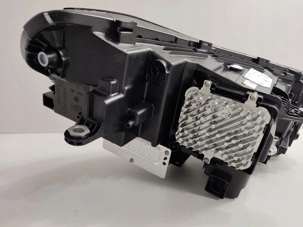 фото №9, Bmw x1 u11 2024 лампы передние