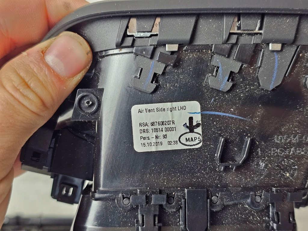 фото №7, Решётка обдув молдинг dekor консоли w панель renault clio v