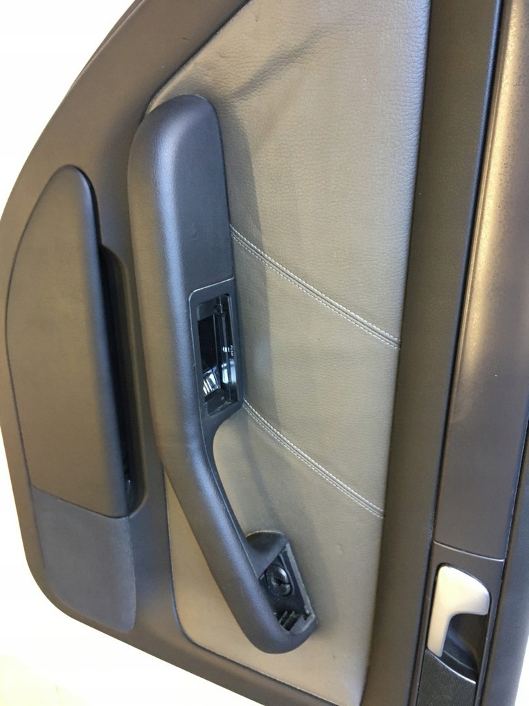 фото №10, Audi a6 c5 allroad обшивка дверь правый задняя кожа