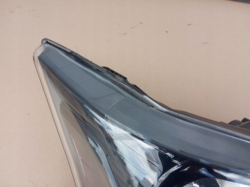 фото №6, Ford transit mk8 2017-23r- лампа refl. правый перед