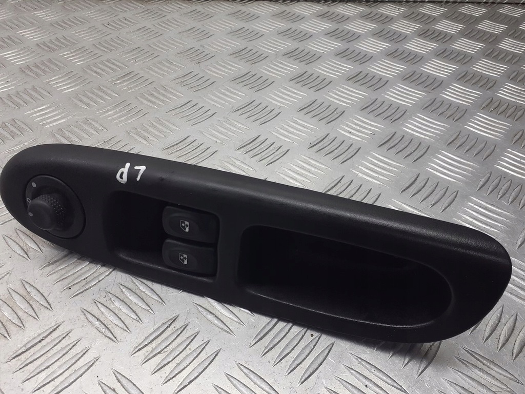 фото №1, Панель вікон водія renault thalia ii 8200507734