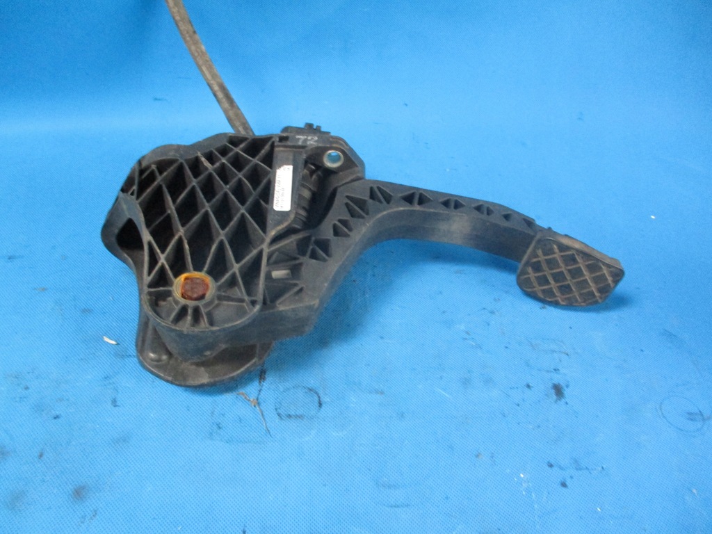 фото №1, Педаль сцепления vw golf v 1k1721059ae