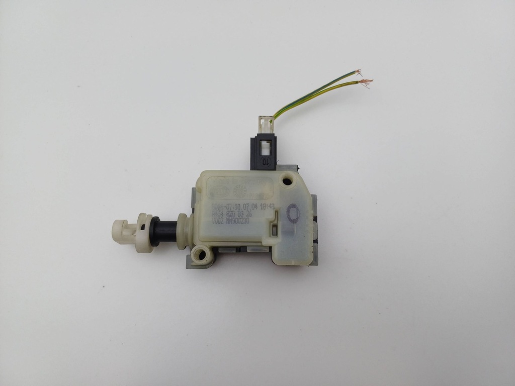 фото №1, Привод крышка заливной топлива smart forfour a4548200326 nr519